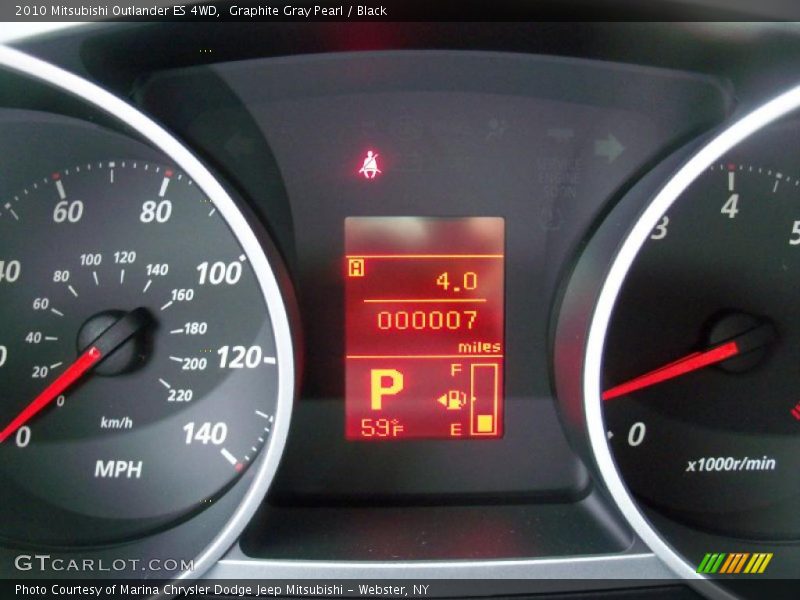 Graphite Gray Pearl / Black 2010 Mitsubishi Outlander ES 4WD