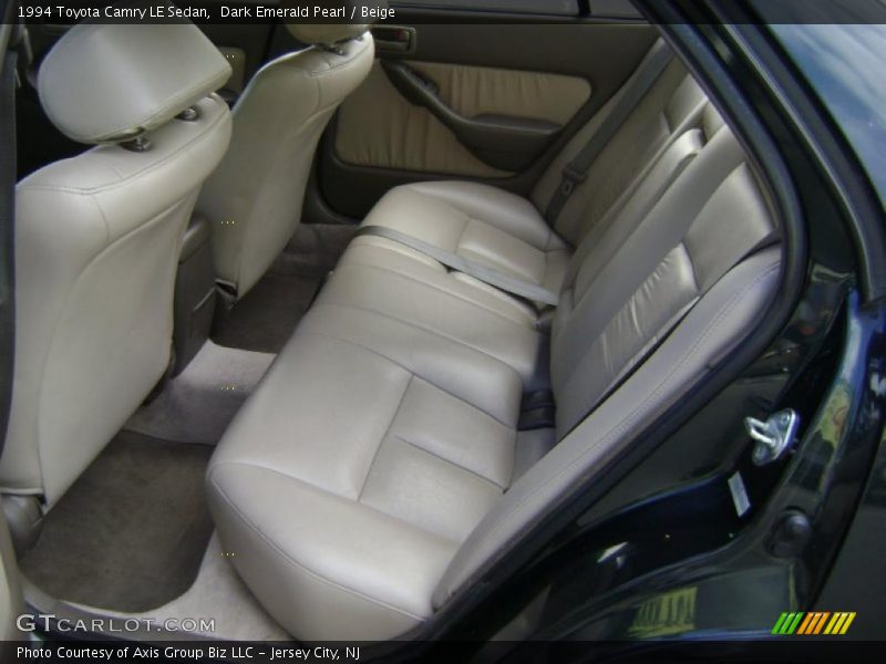 Dark Emerald Pearl / Beige 1994 Toyota Camry LE Sedan