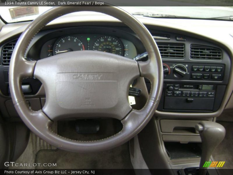 Dark Emerald Pearl / Beige 1994 Toyota Camry LE Sedan