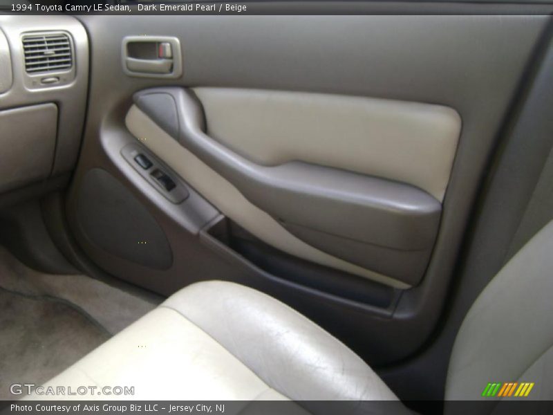 Dark Emerald Pearl / Beige 1994 Toyota Camry LE Sedan