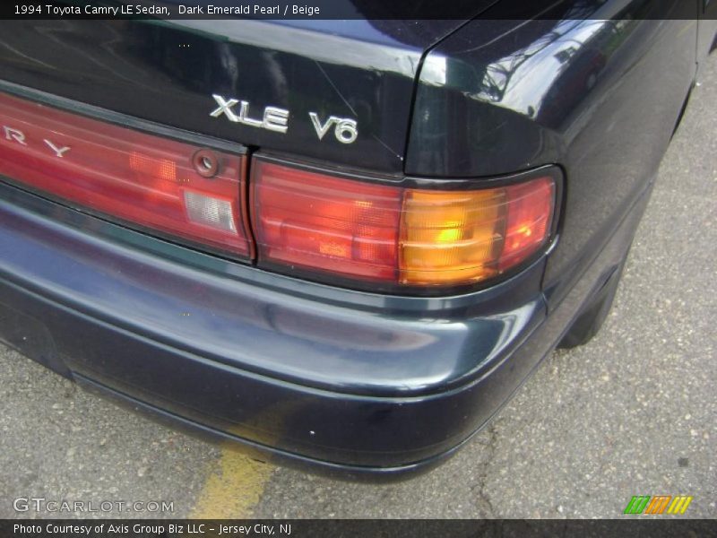 Dark Emerald Pearl / Beige 1994 Toyota Camry LE Sedan