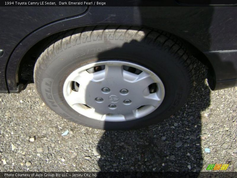 Dark Emerald Pearl / Beige 1994 Toyota Camry LE Sedan