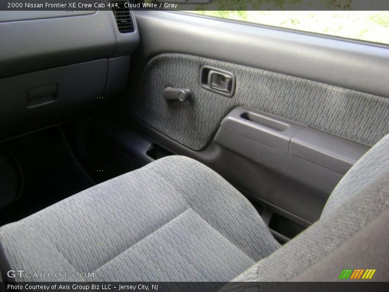 Cloud White / Gray 2000 Nissan Frontier XE Crew Cab 4x4