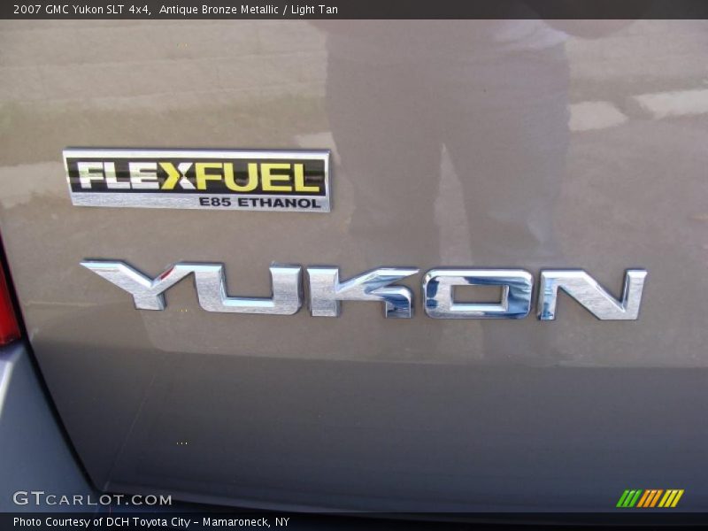 Antique Bronze Metallic / Light Tan 2007 GMC Yukon SLT 4x4