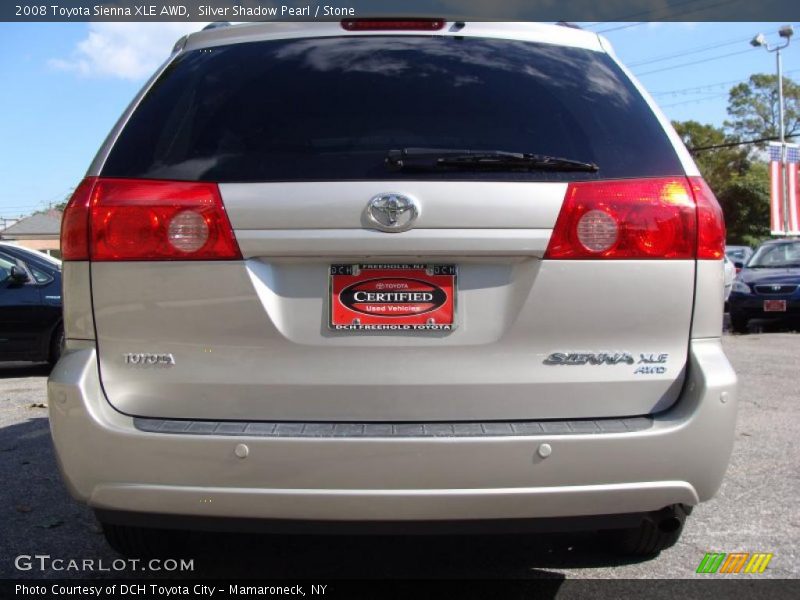 Silver Shadow Pearl / Stone 2008 Toyota Sienna XLE AWD