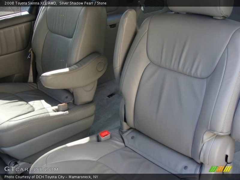 Silver Shadow Pearl / Stone 2008 Toyota Sienna XLE AWD