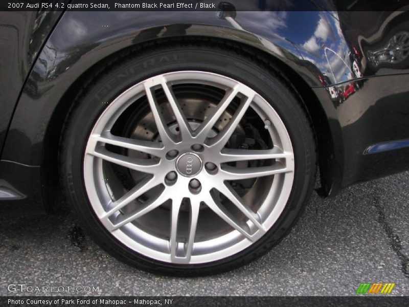  2007 RS4 4.2 quattro Sedan Wheel