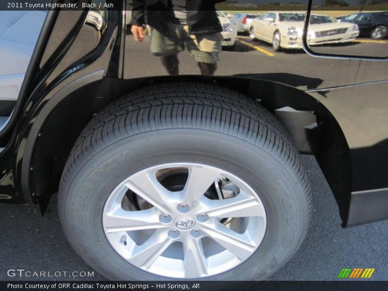 Black / Ash 2011 Toyota Highlander