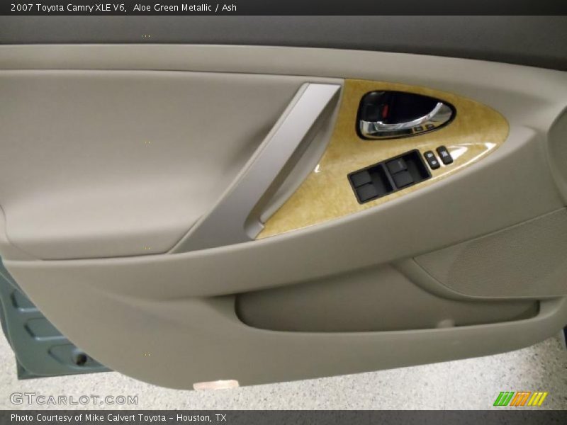 Aloe Green Metallic / Ash 2007 Toyota Camry XLE V6