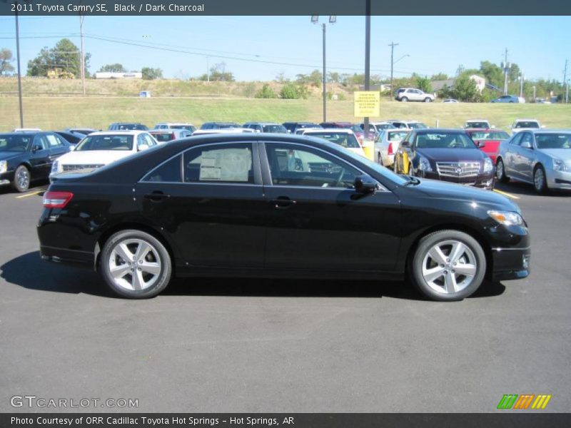 Black / Dark Charcoal 2011 Toyota Camry SE