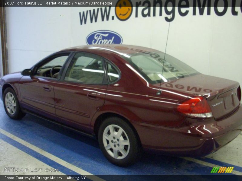 Merlot Metallic / Medium/Dark Pebble 2007 Ford Taurus SE