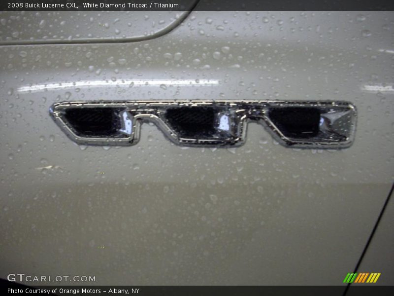 White Diamond Tricoat / Titanium 2008 Buick Lucerne CXL