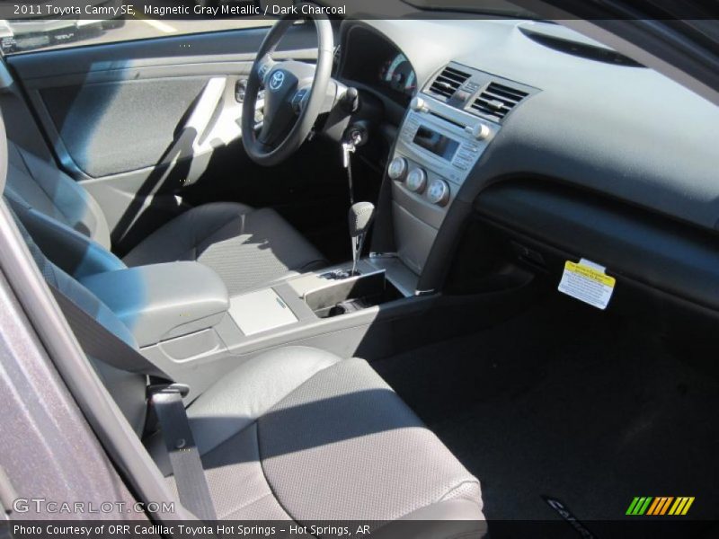 Magnetic Gray Metallic / Dark Charcoal 2011 Toyota Camry SE