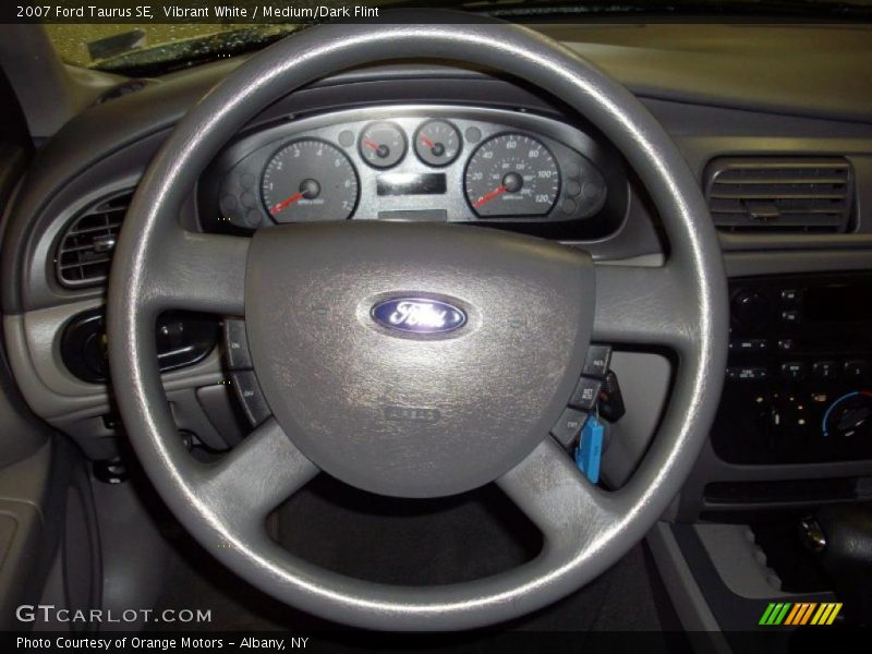Vibrant White / Medium/Dark Flint 2007 Ford Taurus SE