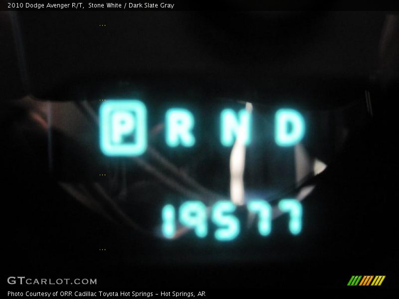 Stone White / Dark Slate Gray 2010 Dodge Avenger R/T
