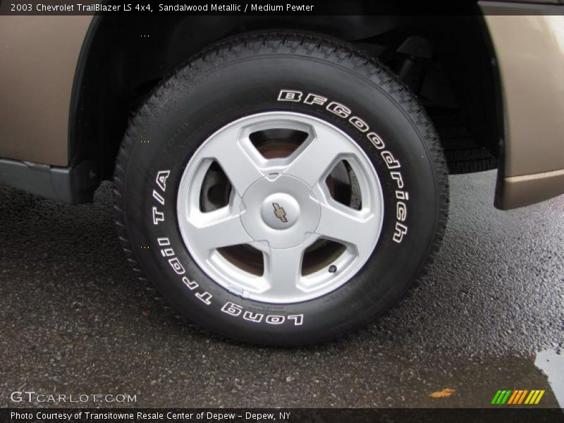 Sandalwood Metallic / Medium Pewter 2003 Chevrolet TrailBlazer LS 4x4