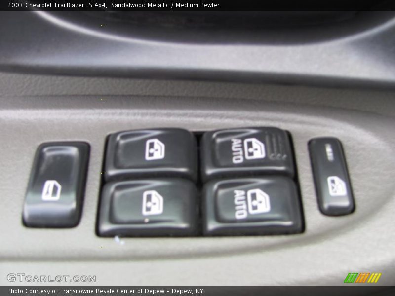Sandalwood Metallic / Medium Pewter 2003 Chevrolet TrailBlazer LS 4x4