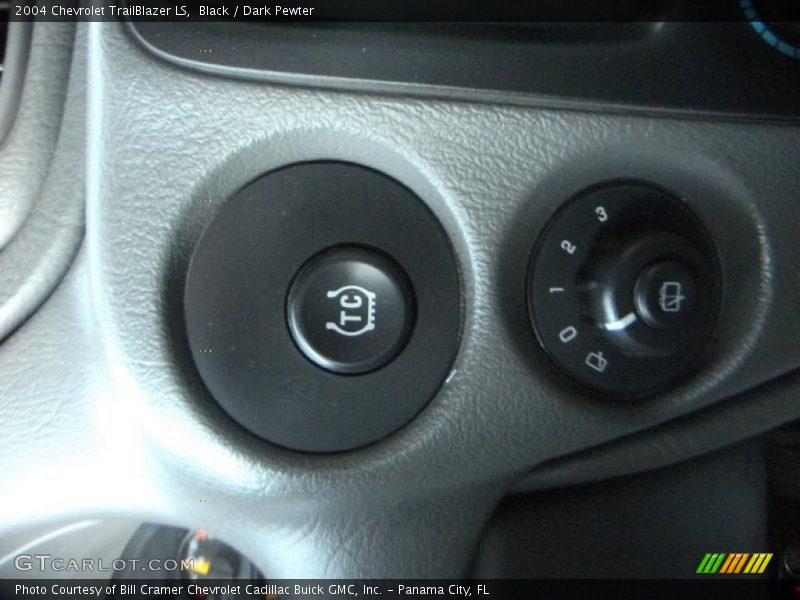 Black / Dark Pewter 2004 Chevrolet TrailBlazer LS