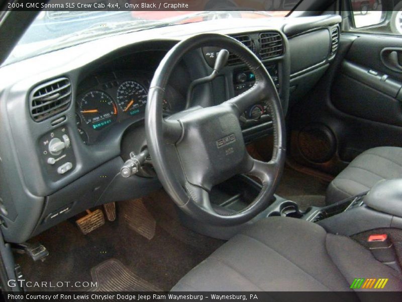 Onyx Black / Graphite 2004 GMC Sonoma SLS Crew Cab 4x4