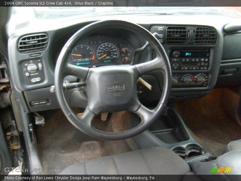 Onyx Black / Graphite 2004 GMC Sonoma SLS Crew Cab 4x4