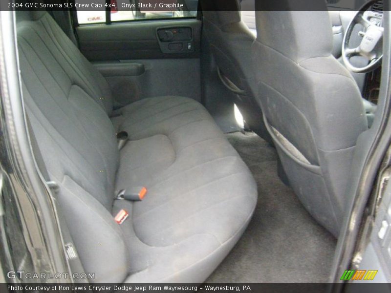 Onyx Black / Graphite 2004 GMC Sonoma SLS Crew Cab 4x4