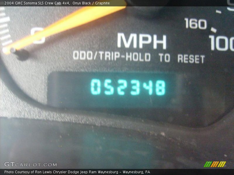 Onyx Black / Graphite 2004 GMC Sonoma SLS Crew Cab 4x4