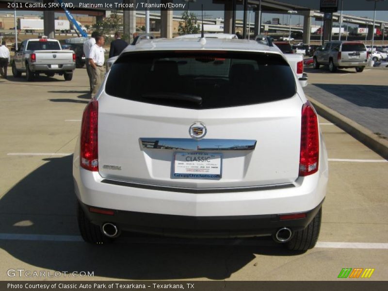 Platinum Ice Tricoat / Titanium/Ebony 2011 Cadillac SRX FWD