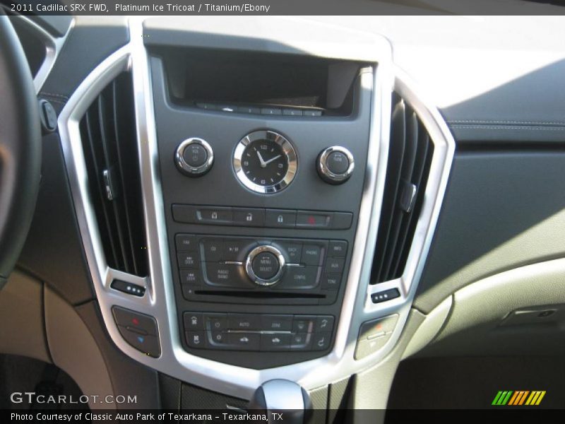 Platinum Ice Tricoat / Titanium/Ebony 2011 Cadillac SRX FWD