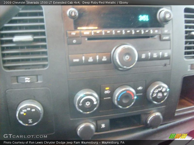 Deep Ruby Red Metallic / Ebony 2009 Chevrolet Silverado 1500 LT Extended Cab 4x4