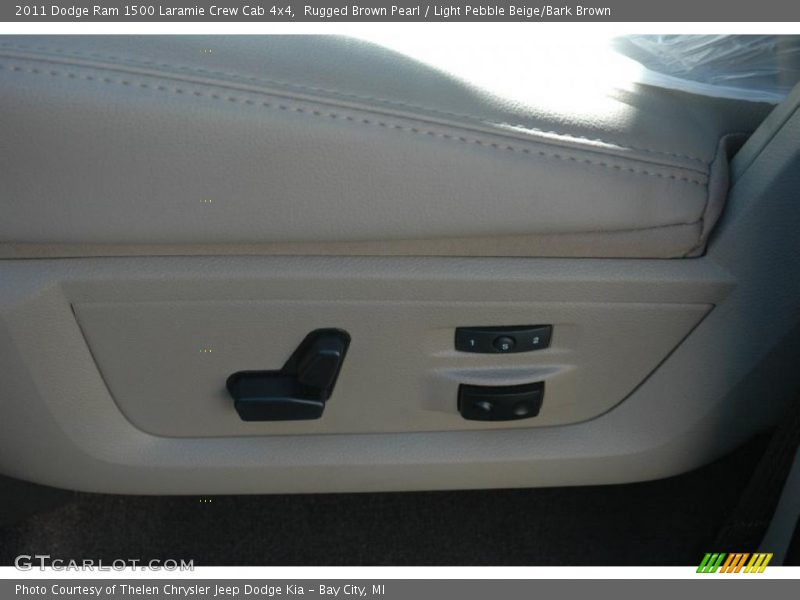 Rugged Brown Pearl / Light Pebble Beige/Bark Brown 2011 Dodge Ram 1500 Laramie Crew Cab 4x4