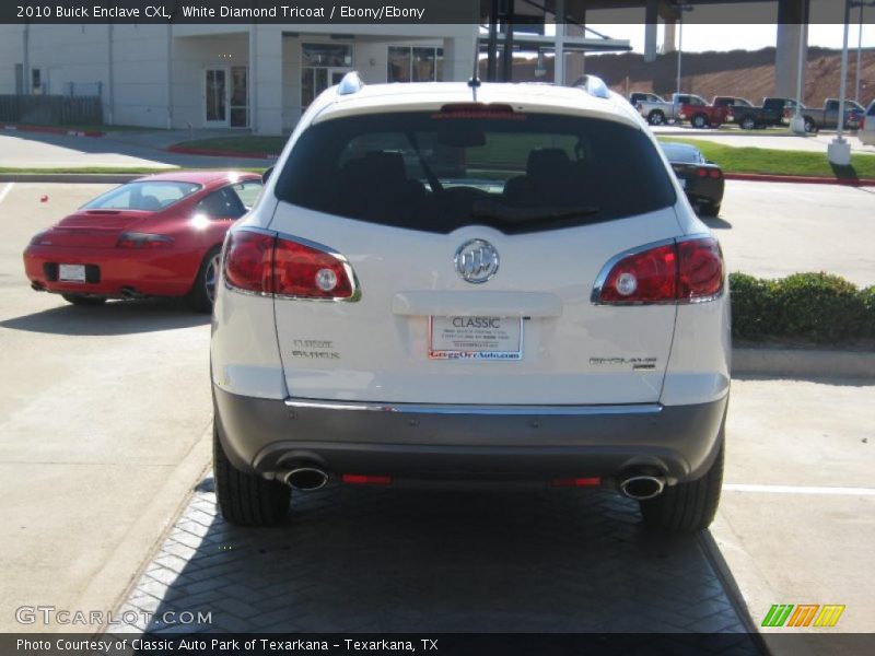 White Diamond Tricoat / Ebony/Ebony 2010 Buick Enclave CXL