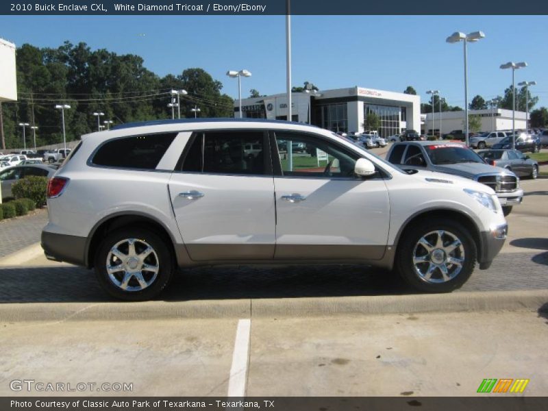 White Diamond Tricoat / Ebony/Ebony 2010 Buick Enclave CXL
