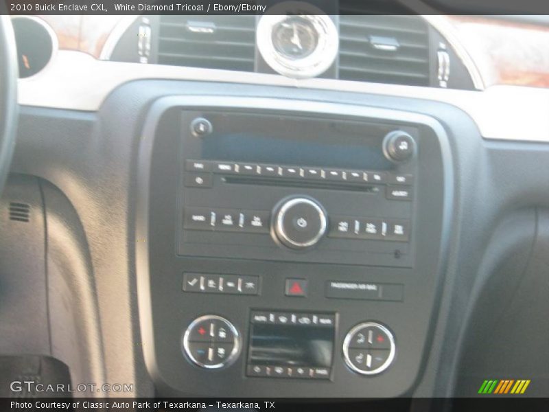 White Diamond Tricoat / Ebony/Ebony 2010 Buick Enclave CXL
