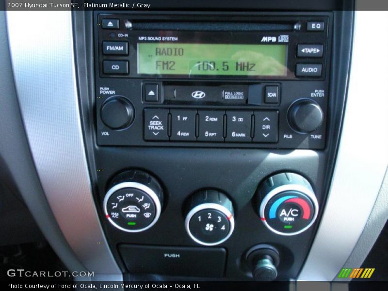 Platinum Metallic / Gray 2007 Hyundai Tucson SE