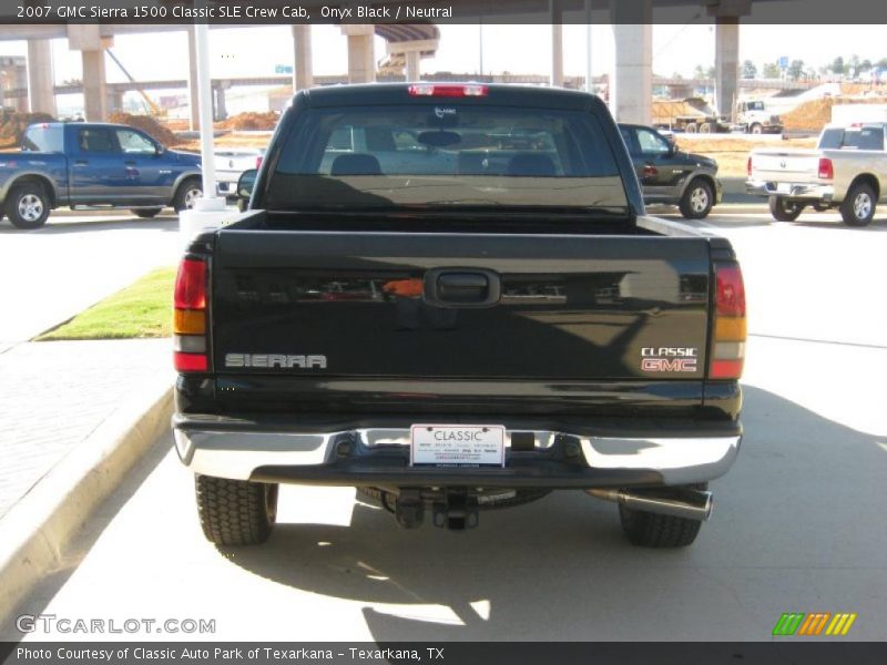 Onyx Black / Neutral 2007 GMC Sierra 1500 Classic SLE Crew Cab
