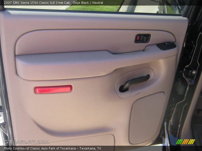 Onyx Black / Neutral 2007 GMC Sierra 1500 Classic SLE Crew Cab