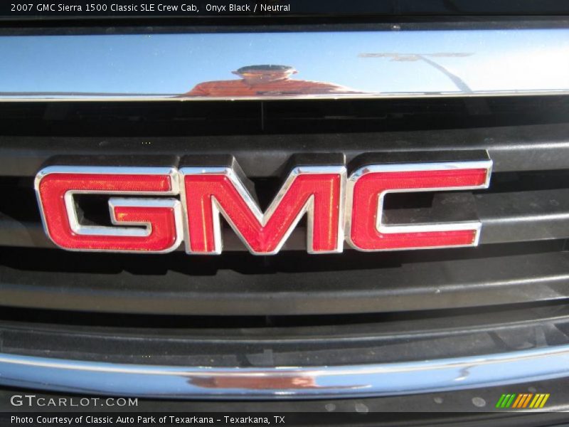 Onyx Black / Neutral 2007 GMC Sierra 1500 Classic SLE Crew Cab