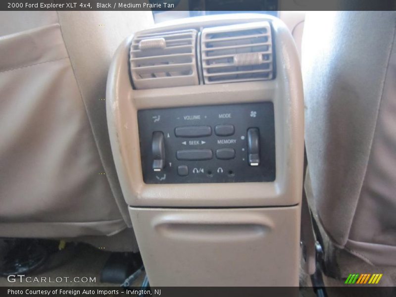 Black / Medium Prairie Tan 2000 Ford Explorer XLT 4x4