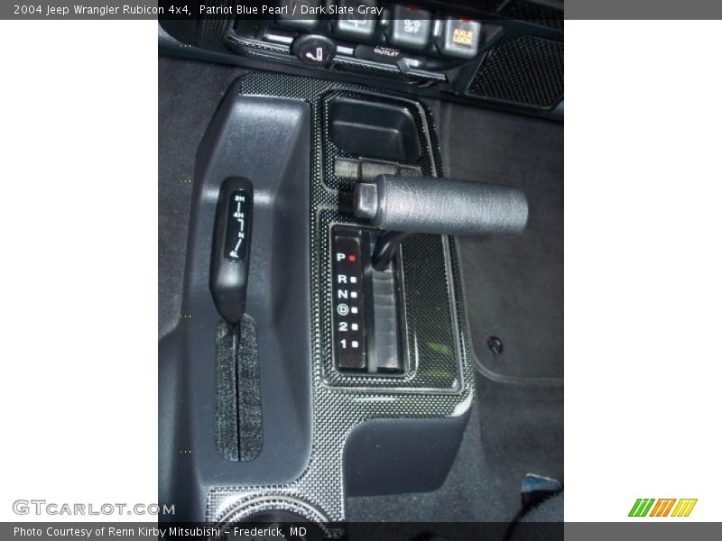 Patriot Blue Pearl / Dark Slate Gray 2004 Jeep Wrangler Rubicon 4x4