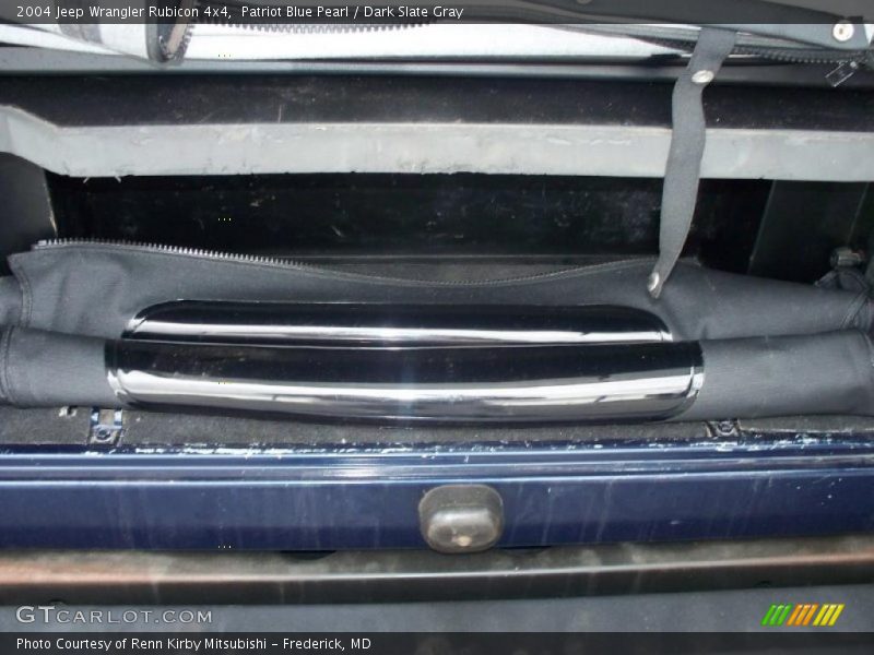 Patriot Blue Pearl / Dark Slate Gray 2004 Jeep Wrangler Rubicon 4x4
