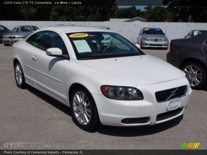 Ice White / Calcite 2009 Volvo C70 T5 Convertible