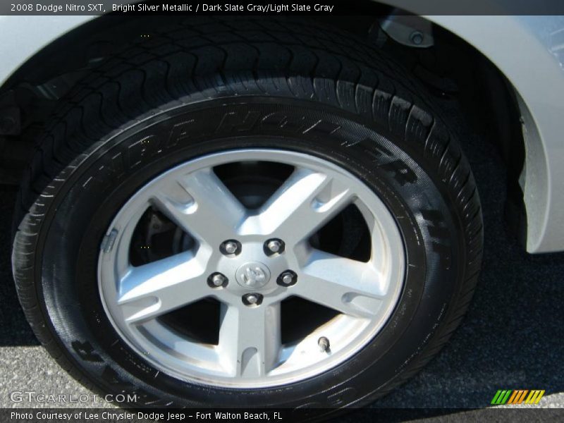 Bright Silver Metallic / Dark Slate Gray/Light Slate Gray 2008 Dodge Nitro SXT