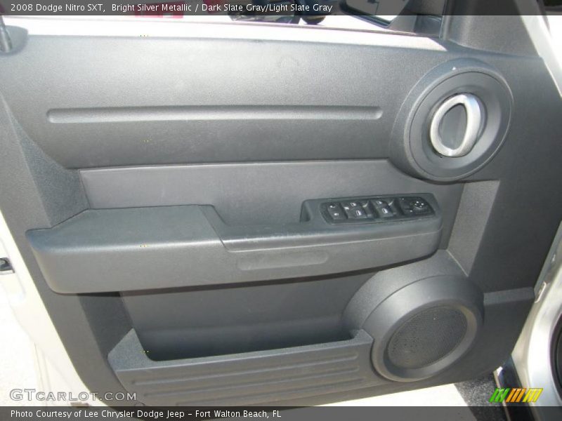 Bright Silver Metallic / Dark Slate Gray/Light Slate Gray 2008 Dodge Nitro SXT