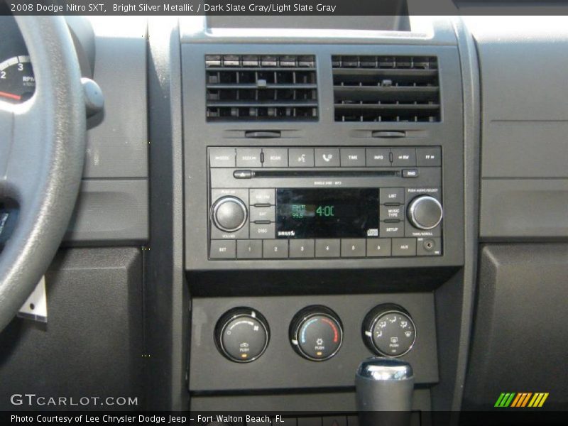 Bright Silver Metallic / Dark Slate Gray/Light Slate Gray 2008 Dodge Nitro SXT