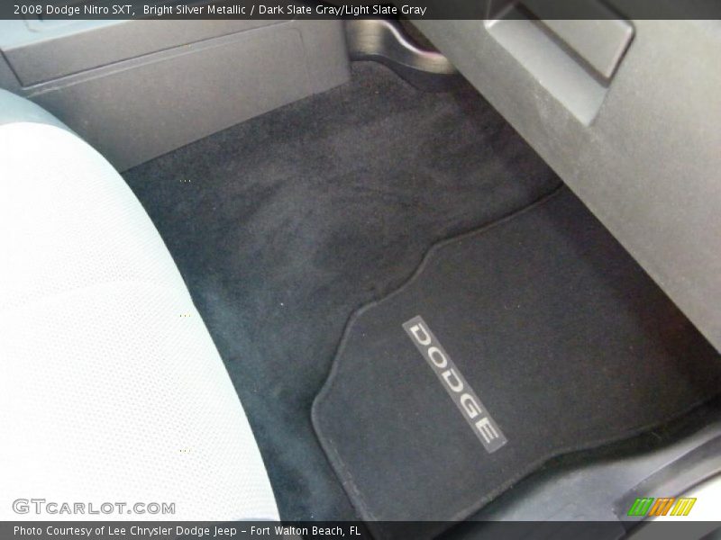 Bright Silver Metallic / Dark Slate Gray/Light Slate Gray 2008 Dodge Nitro SXT