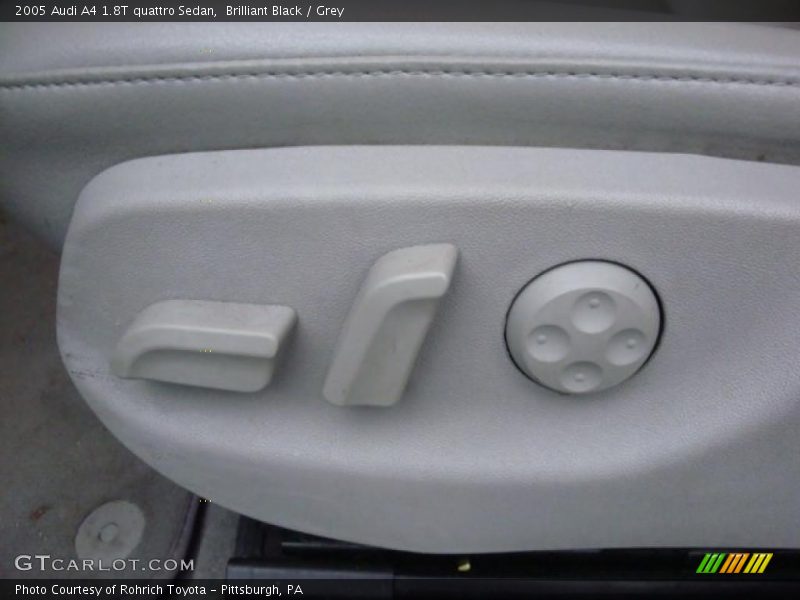 Brilliant Black / Grey 2005 Audi A4 1.8T quattro Sedan