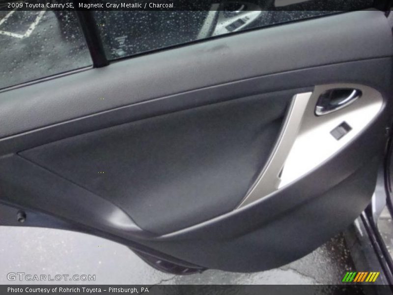 Magnetic Gray Metallic / Charcoal 2009 Toyota Camry SE
