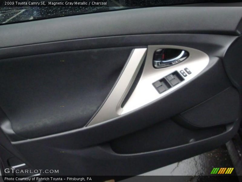 Magnetic Gray Metallic / Charcoal 2009 Toyota Camry SE