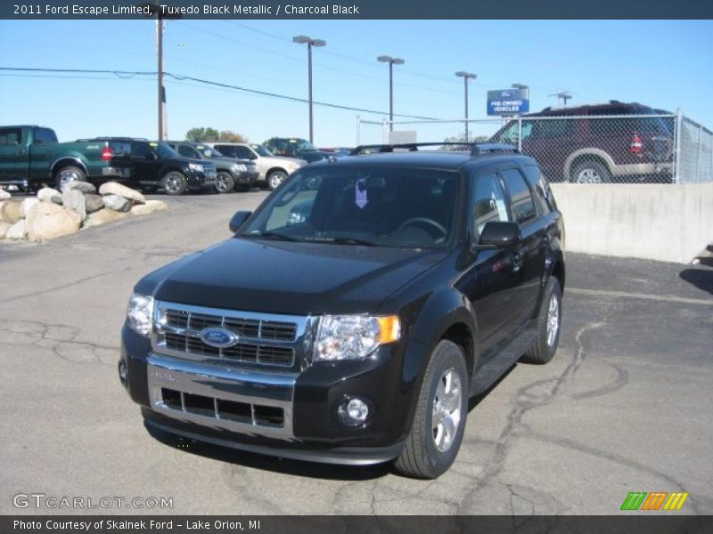 Tuxedo Black Metallic / Charcoal Black 2011 Ford Escape Limited
