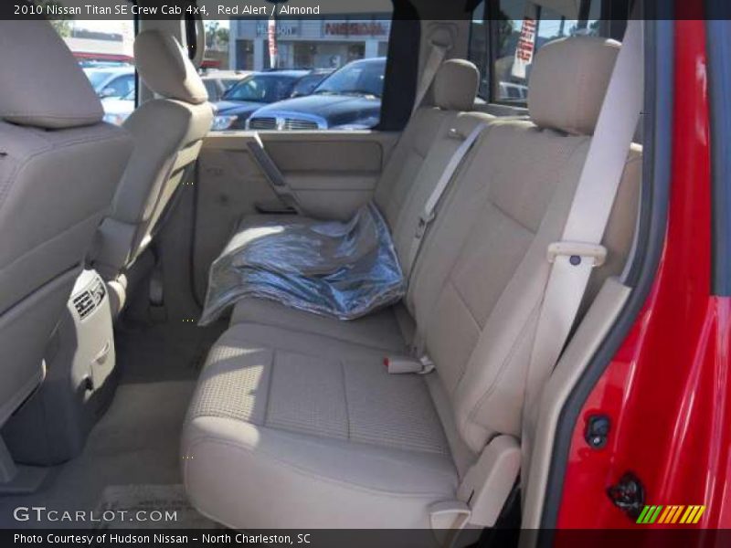Red Alert / Almond 2010 Nissan Titan SE Crew Cab 4x4